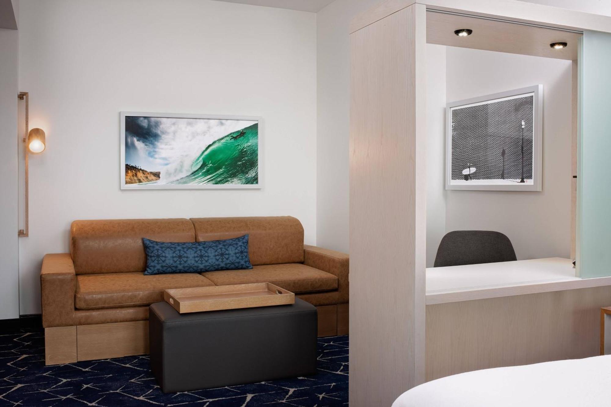 King Suite Partial Ocean View Balcony